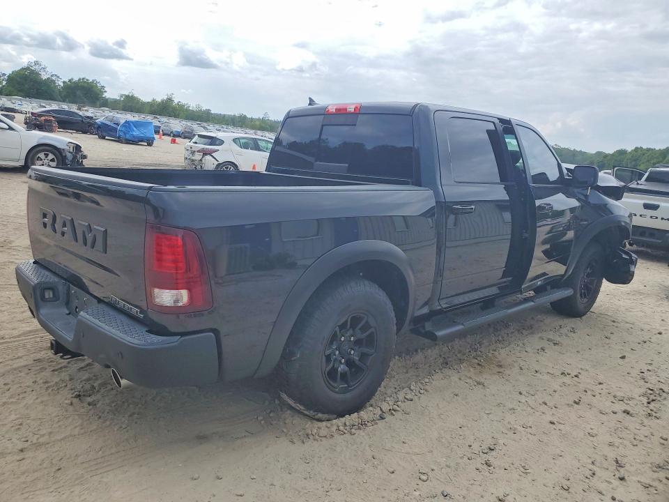 50898606 :رقم المزاد ، 1C6RR6YT3JS112562 vin ، 2018 Ram 1500 مزاد بيع