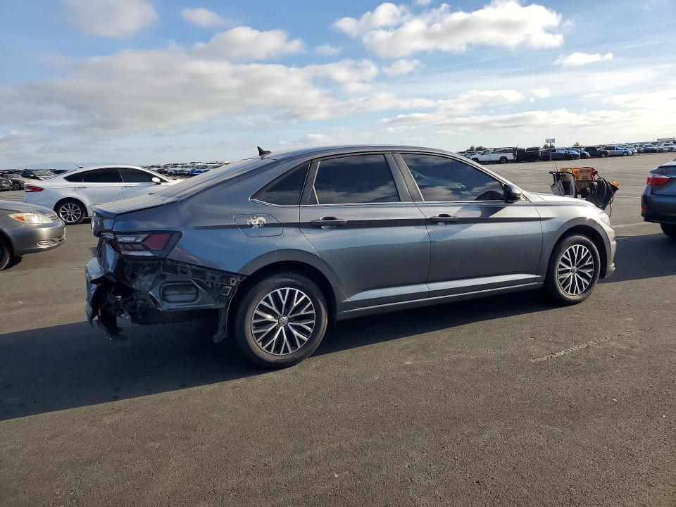 48873006 :رقم المزاد ، 3VWC57BU4MM039455 vin ، 2021 Volkswagen Jetta مزاد بيع
