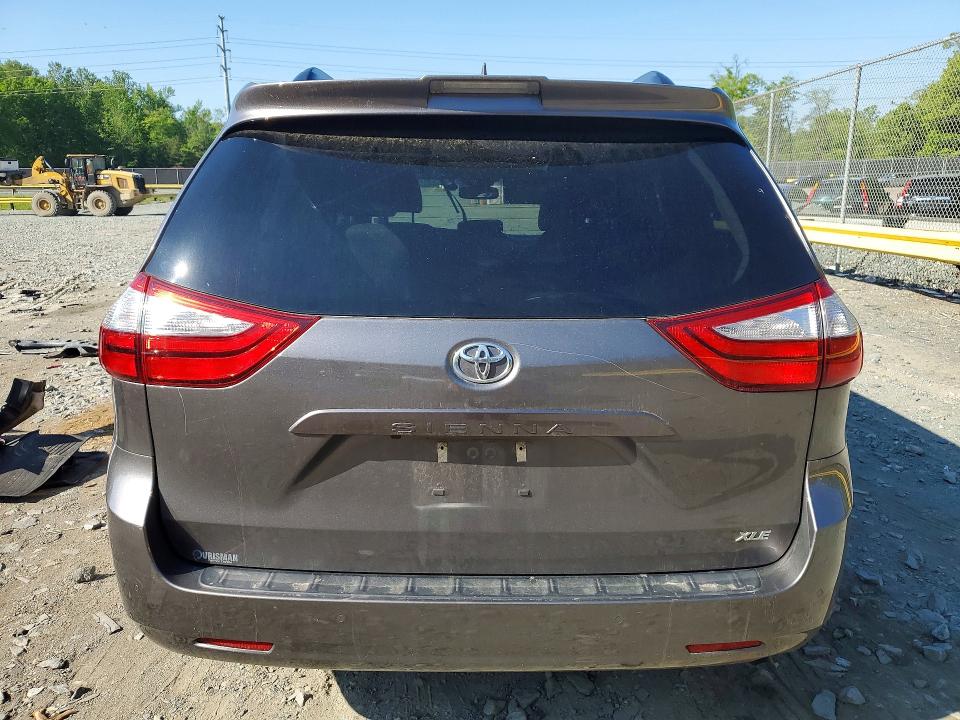 Продаж на аукціоні авто 2018 Toyota Sienna, vin: 5TDYZ3DC5JS940775, номер лоту: 51447236