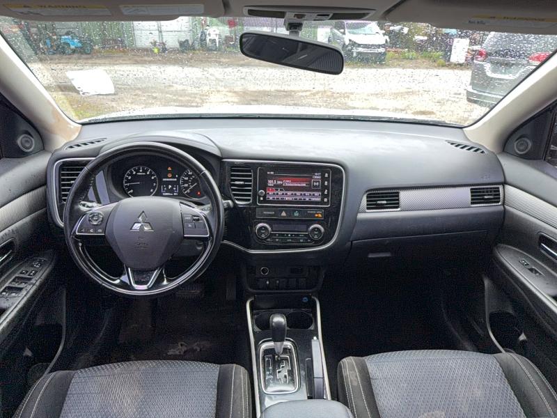 Aukcja sprzedaży 2018 Mitsubishi Outlander, vin: JA4AD3A34JZ001551, numer aukcji: 49270016