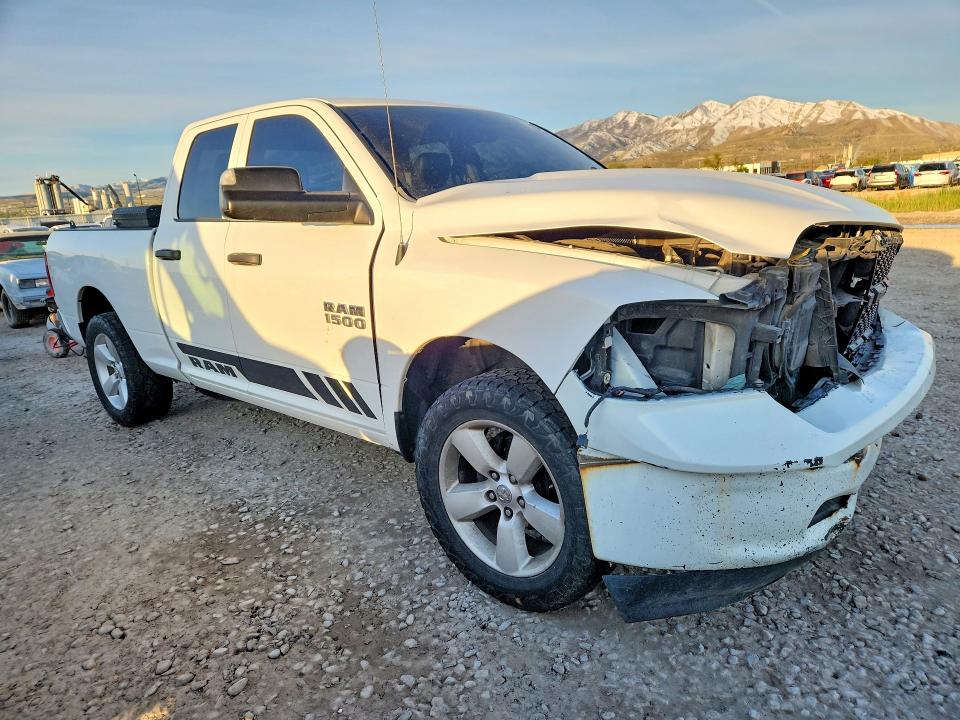 50475426 :رقم المزاد ، 1C6RR7FG7JS306538 vin ، 2018 Ram 1500 مزاد بيع