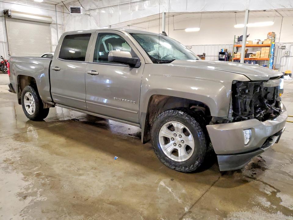 Продажа на аукционе авто 2017 Chevrolet Silverado, vin: 3GCUKREC3HG345419, номер лота: 51974886