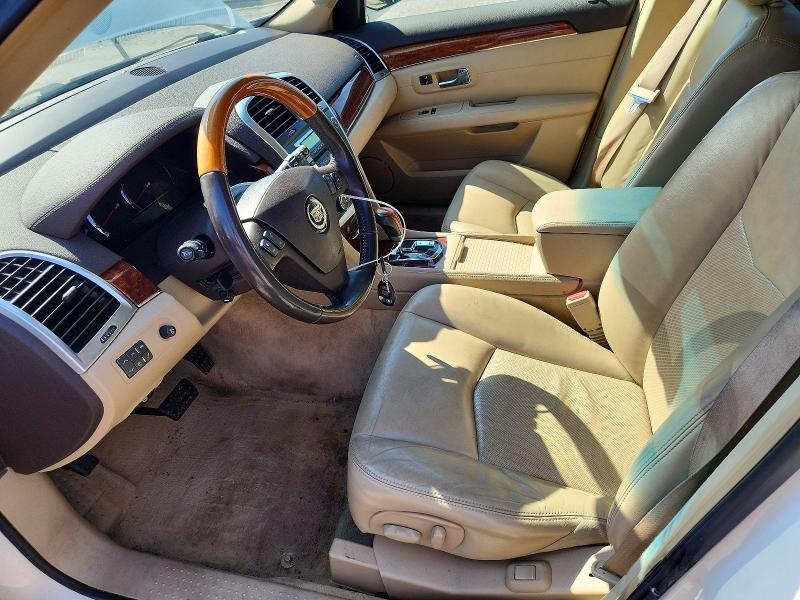 50717246 :رقم المزاد ، 1GYEE637570182737 vin ، 2007 Cadillac Srx مزاد بيع