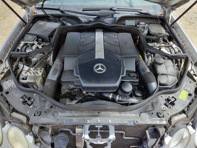 51573326 :رقم المزاد ، WDBUF70J64A431443 vin ، 2004 Mercedes-benz E مزاد بيع