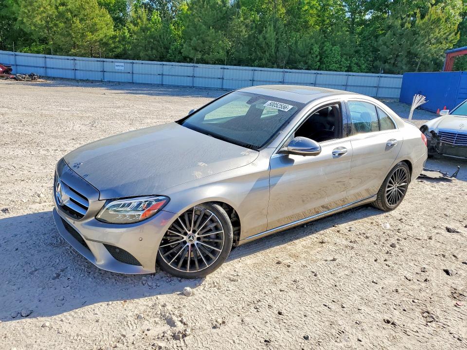 50052556 :رقم المزاد ، 55SWF8DB2LU323778 vin ، 2020 Mercedes-benz C مزاد بيع