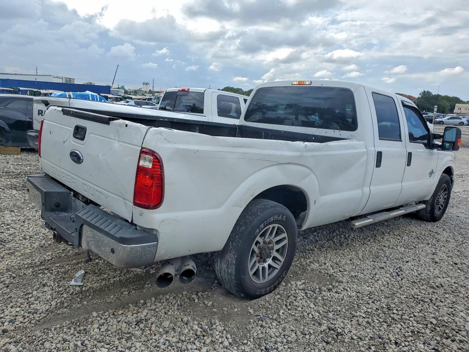 51458876 :رقم المزاد ، 1FT7W3AT8FEB95218 vin ، 2015 Ford F350 مزاد بيع
