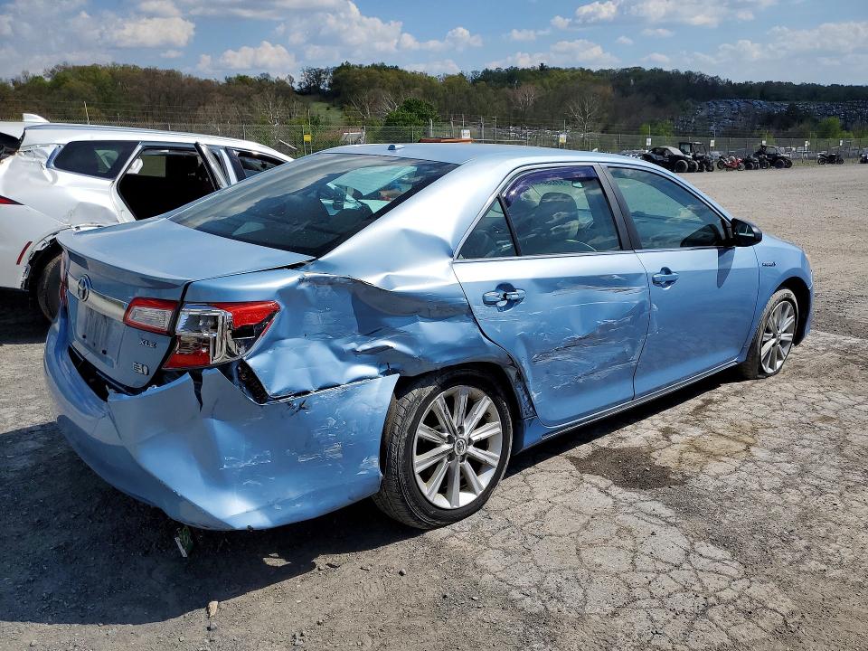 56262496 :رقم المزاد ، 4T1BD1FK7DU085571 vin ، 2013 Toyota Camry Hybrid مزاد بيع