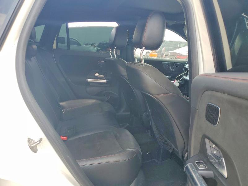 51364806 :رقم المزاد ، W1N4N4GB4MJ192937 vin ، 2021 Mercedes-benz Gla مزاد بيع