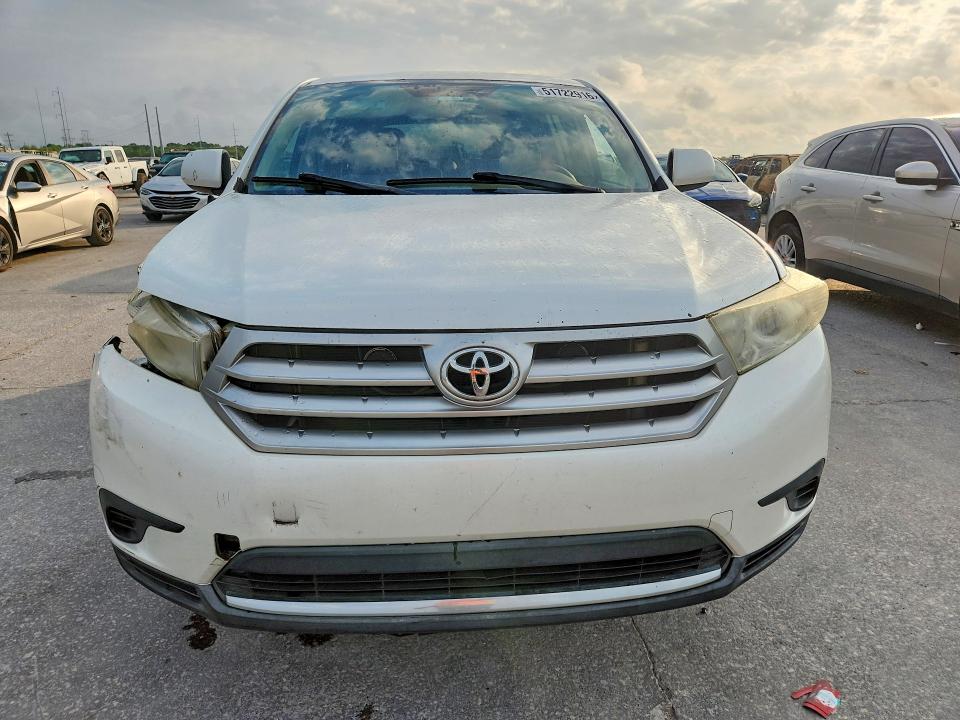 51722916 :رقم المزاد ، 5TDZK3EH4BS040860 vin ، 2011 Toyota Highlander مزاد بيع