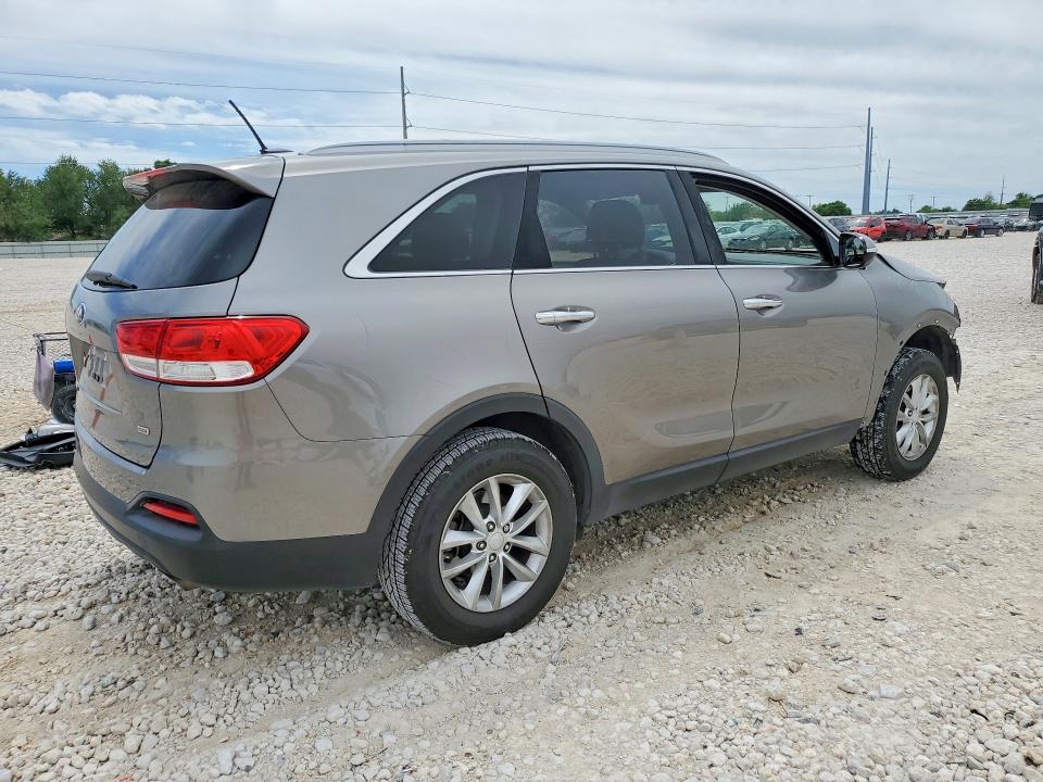 48651866 :رقم المزاد ، 5XYPG4A38HG245452 vin ، 2017 Kia Sorento مزاد بيع