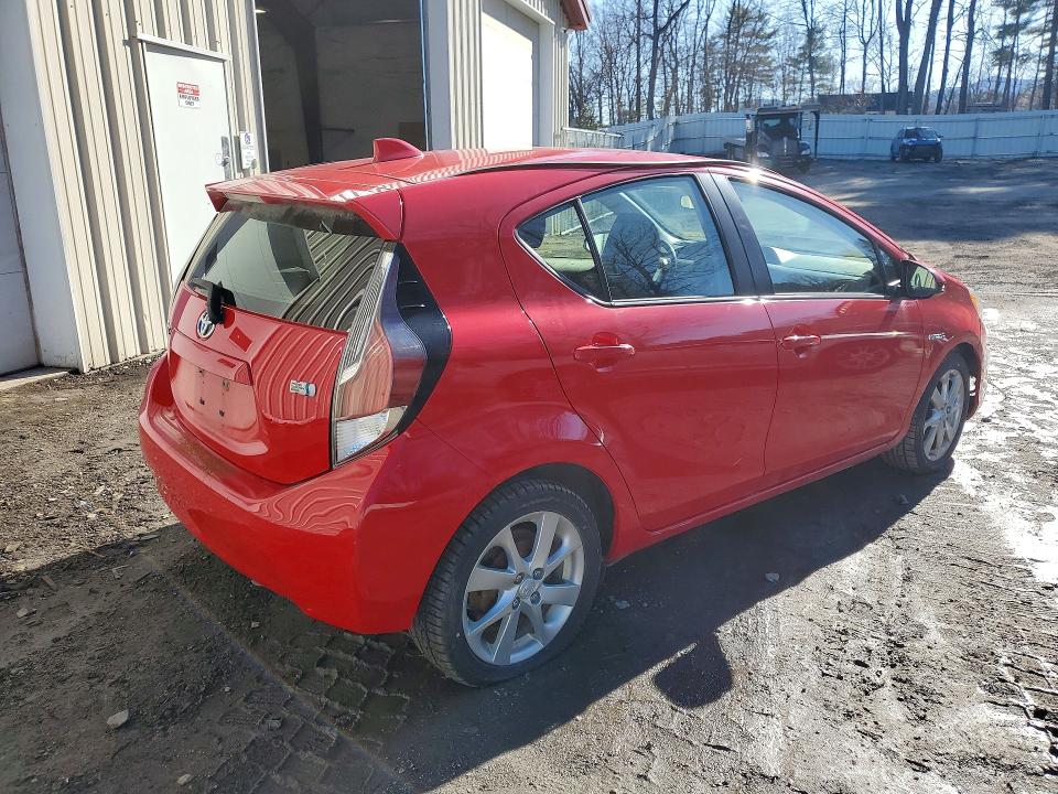 Продажа на аукционе авто 2016 Toyota Prius C, vin: JTDKDTB36G1118015, номер лота: 48642576