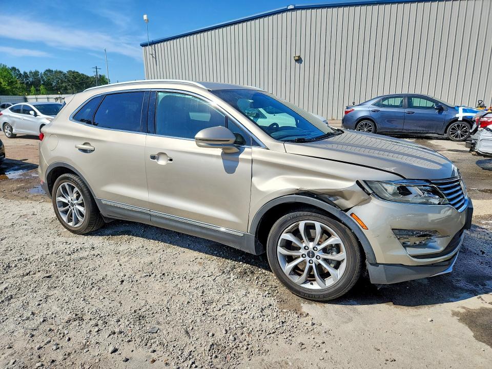 Auction sale of the 2015 Lincoln Mkc, vin: 5LMCJ2A98FUJ13031, lot number: 49480566