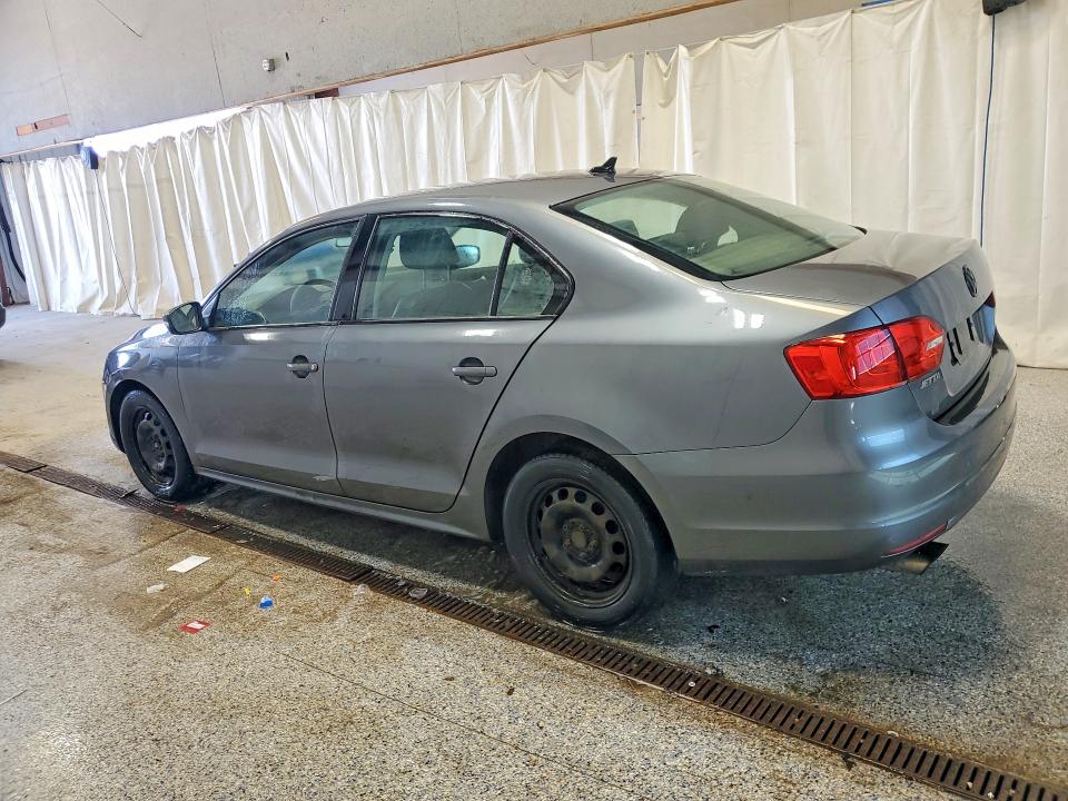 50683026 :رقم المزاد ، 3VWD17AJXEM403564 vin ، 2014 Volkswagen Jetta مزاد بيع