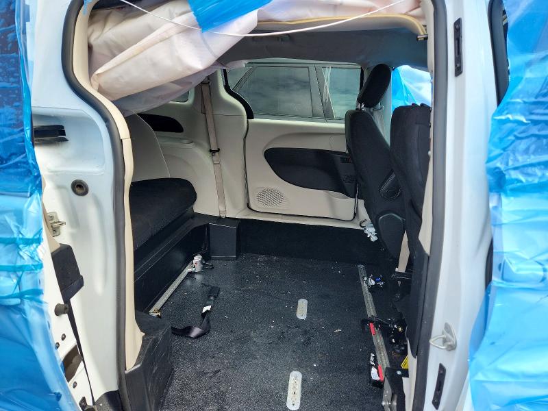 47318926 :رقم المزاد ، 2C4RC1CG4NR203791 vin ، 2022 Chrysler Voyager مزاد بيع