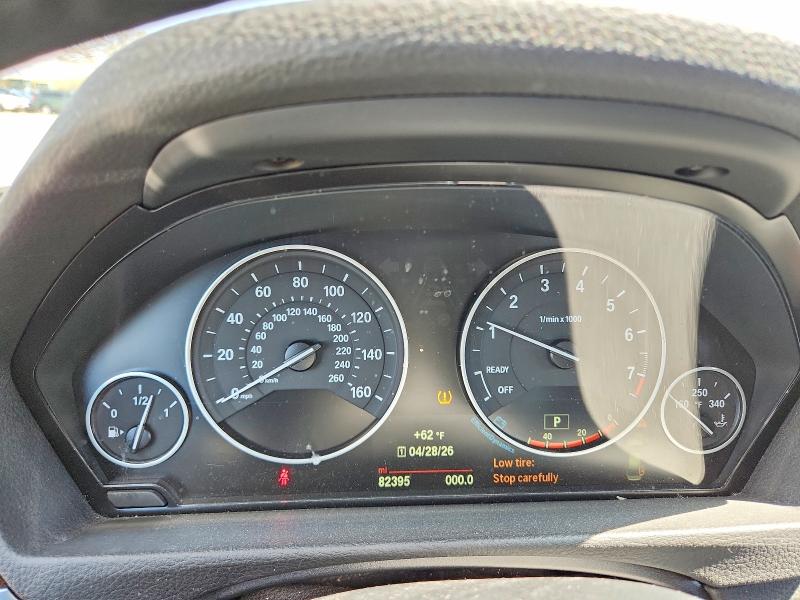 51423076 :رقم المزاد ، WBA3C3G52FNT52416 vin ، 2015 Bmw 320 مزاد بيع