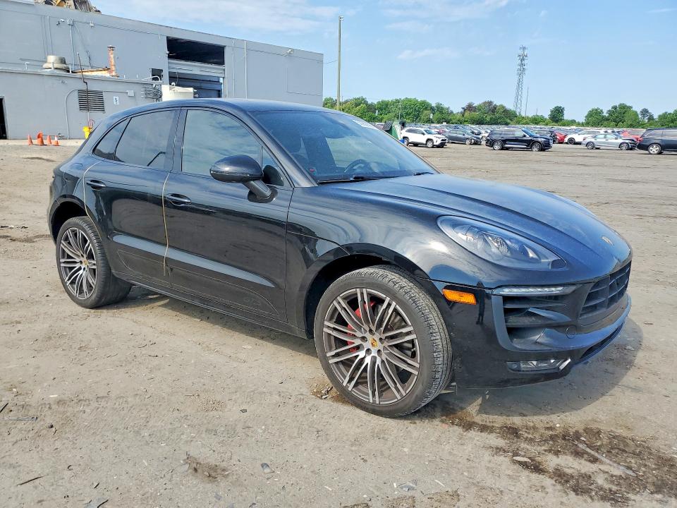 50962696 :رقم المزاد ، WP1AG2A50JLB61534 vin ، 2018 Porsche Macan مزاد بيع