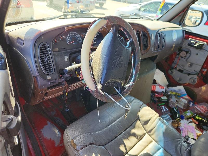 49581566 :رقم المزاد ، 2B6HB11Y5YK131432 vin ، 2000 Dodge Ram Van مزاد بيع