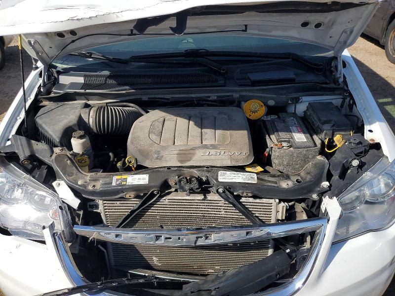 2016 Chrysler Town & Country მანქანა იყიდება აუქციონზე, vin: 2C4RC1BG8GR138710, აუქციონის ნომერი: 49437036