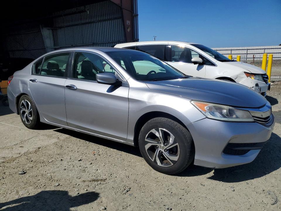 51571416 :رقم المزاد ، 1HGCR2F31GA141925 vin ، 2016 Honda Accord مزاد بيع