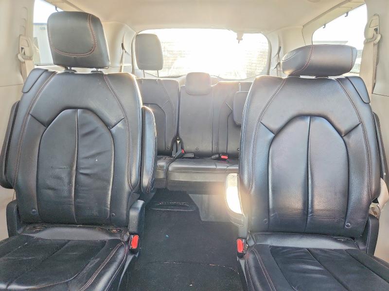 50892366 :رقم المزاد ، 2C4RC1BG8HR613113 vin ، 2017 Chrysler Pacifica مزاد بيع