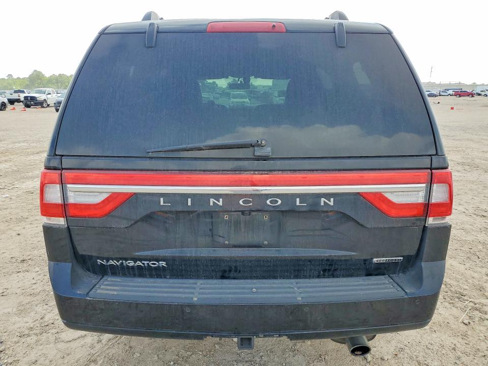 2016 Lincoln Navigator მანქანა იყიდება აუქციონზე, vin: 5LMJJ2HT7GEL01009, აუქციონის ნომერი: 50244386
