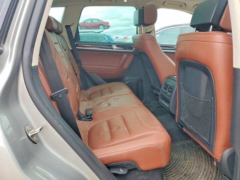 Продажа на аукционе авто 2015 Volkswagen Touareg, vin: WVGEP9BP4FD005540, номер лота: 51074646