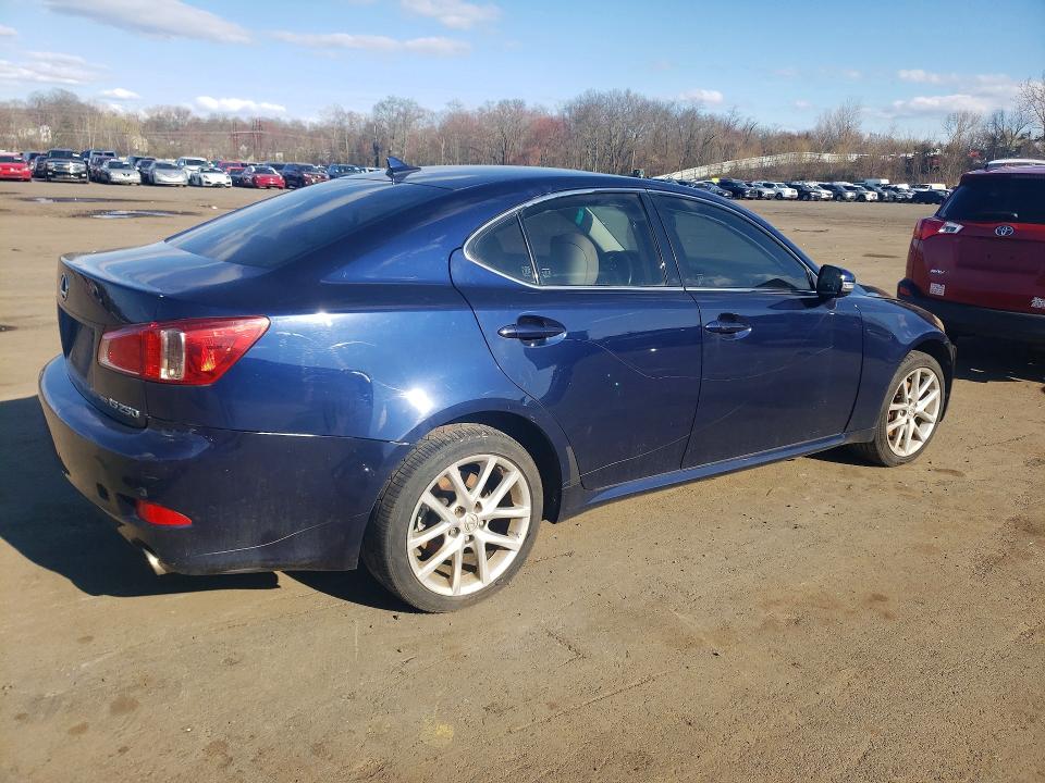 2011 Lexus Is მანქანა იყიდება აუქციონზე, vin: JTHCF5C27B5045818, აუქციონის ნომერი: 47811246