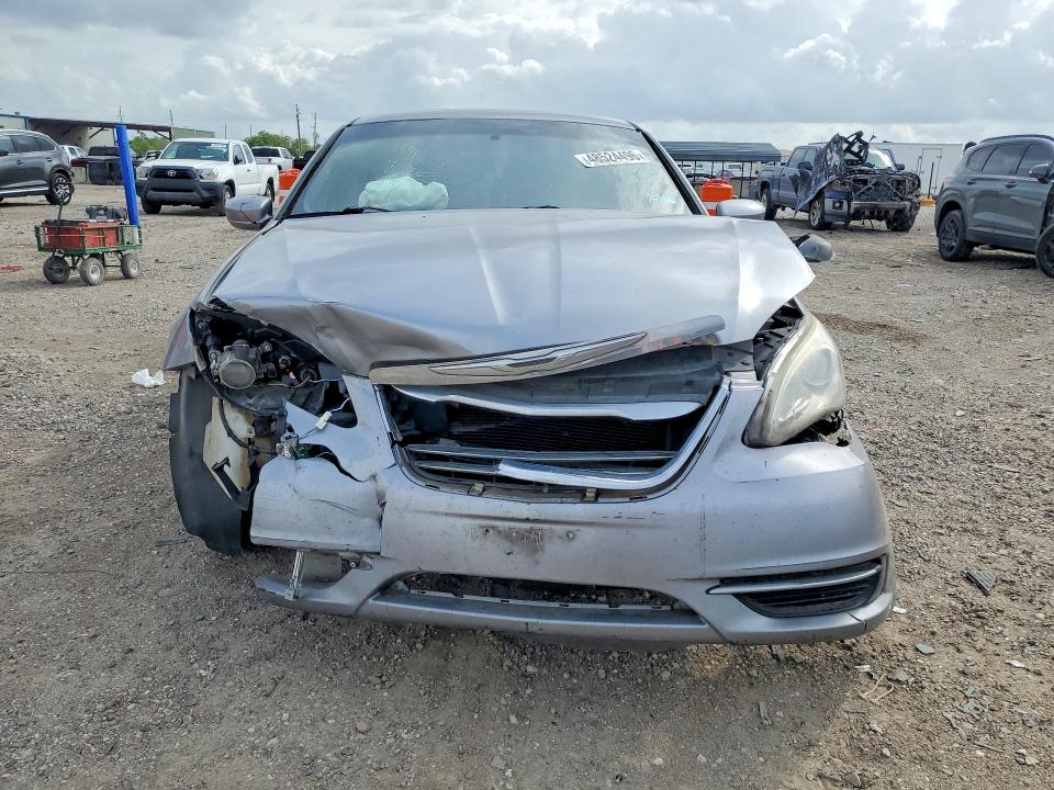 Продаж на аукціоні авто 2013 Chrysler 200, vin: 1C3CCBAB6DN561171, номер лоту: 48524496