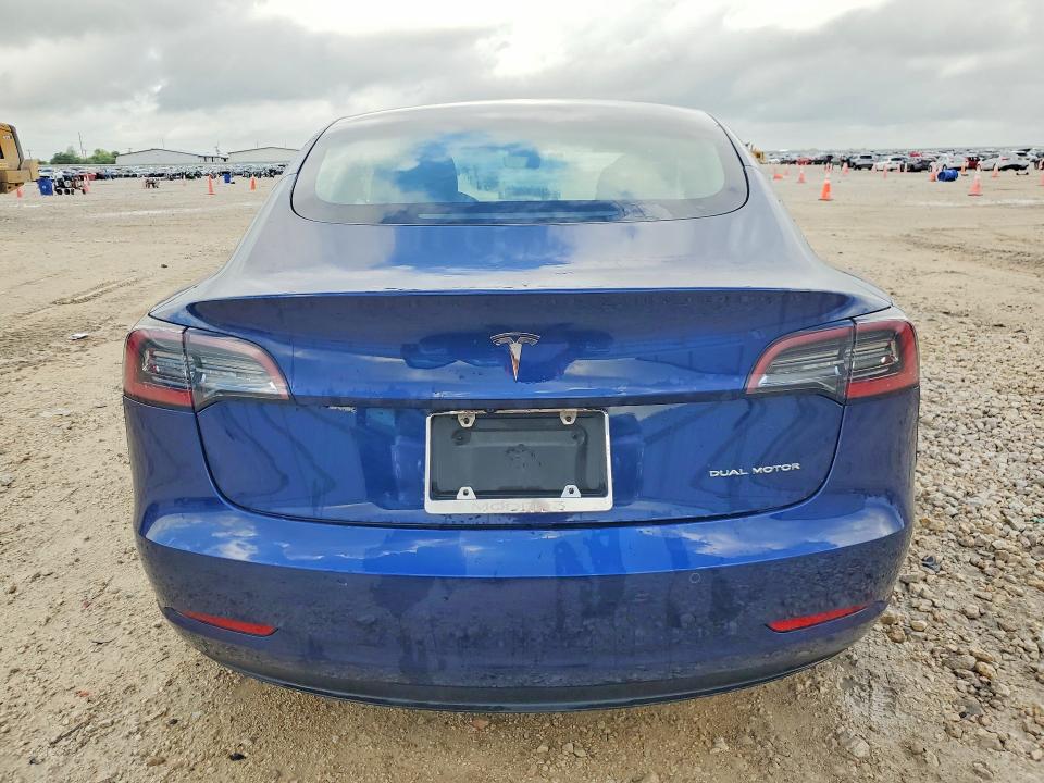 Продажа на аукционе авто 2022 Tesla Model 3, vin: 5YJ3E1EB9NF285711, номер лота: 49439666