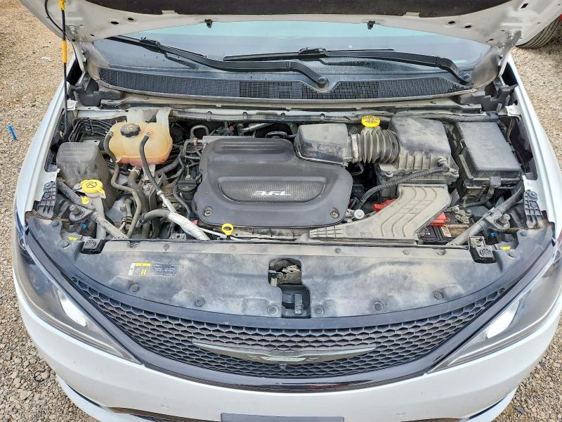 Продажа на аукционе авто 2018 Chrysler Pacifica, vin: 2C4RC1GG8JR261911, номер лота: 51683366