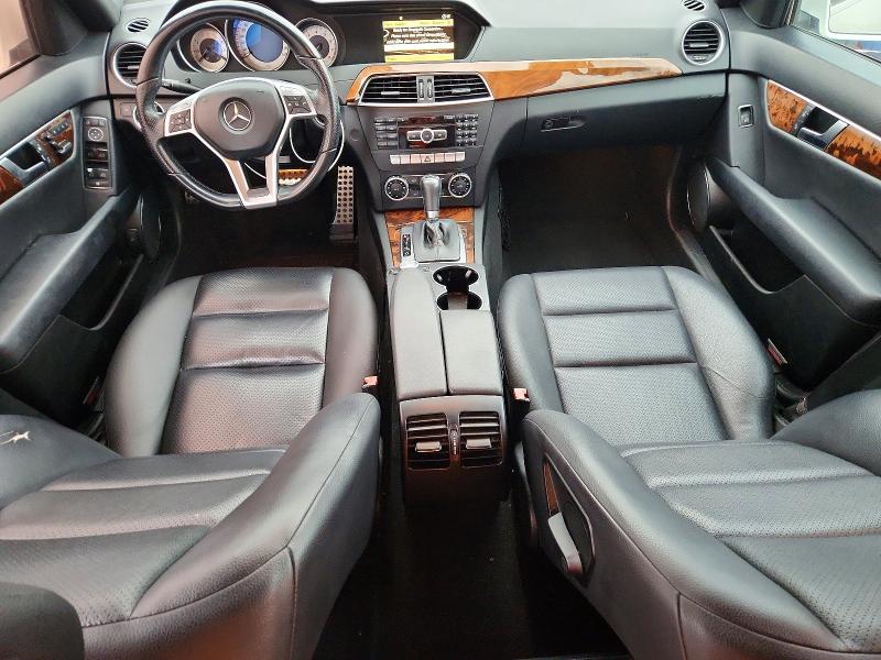 Продаж на аукціоні авто 2012 Mercedes-benz C, vin: WDDGF4HB8CR203010, номер лоту: 51593946