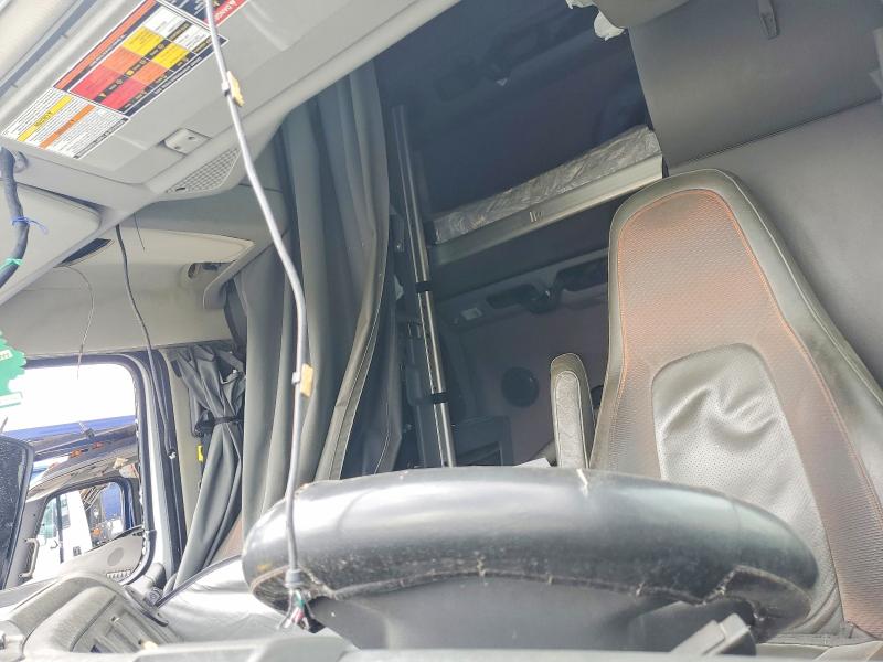 Aukcja sprzedaży 2019 Volvo Vn, vin: 4V4NC9EH3KN899463, numer aukcji: 49654366
