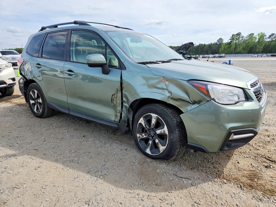 Продажа на аукционе авто 2017 Subaru Forester, vin: JF2SJAGC7HH596704, номер лота: 49743896