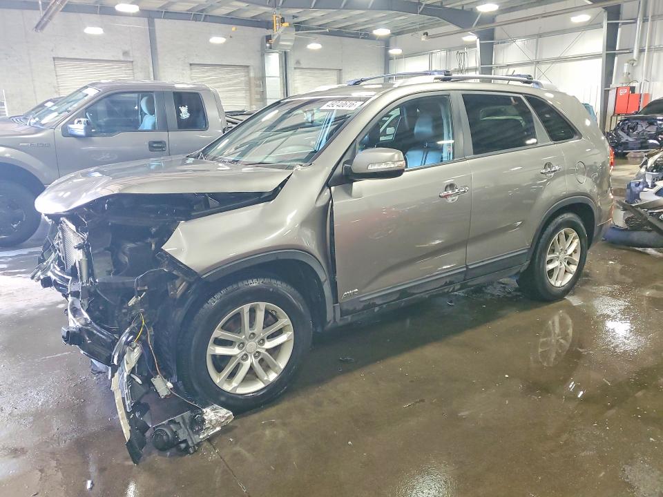 Продажа на аукционе авто 2015 Kia Sorento, vin: 5XYKTCA61FG651757, номер лота: 49240616