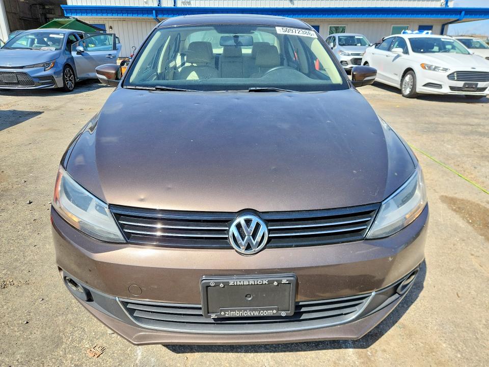 Продажа на аукционе авто 2011 Volkswagen Jetta, vin: 3VWLZ7AJ4BM330725, номер лота: 50972386