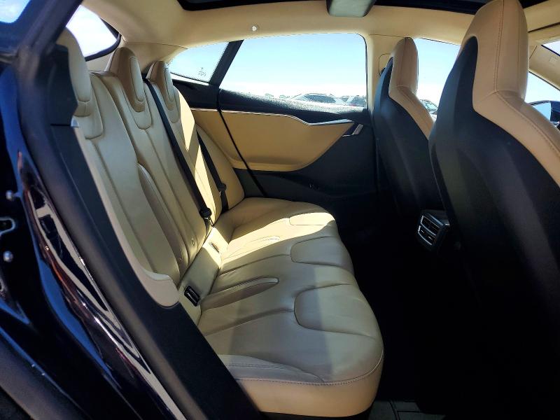 2013 Tesla Model S მანქანა იყიდება აუქციონზე, vin: 5YJSA1CNXDFP26295, აუქციონის ნომერი: 49676826