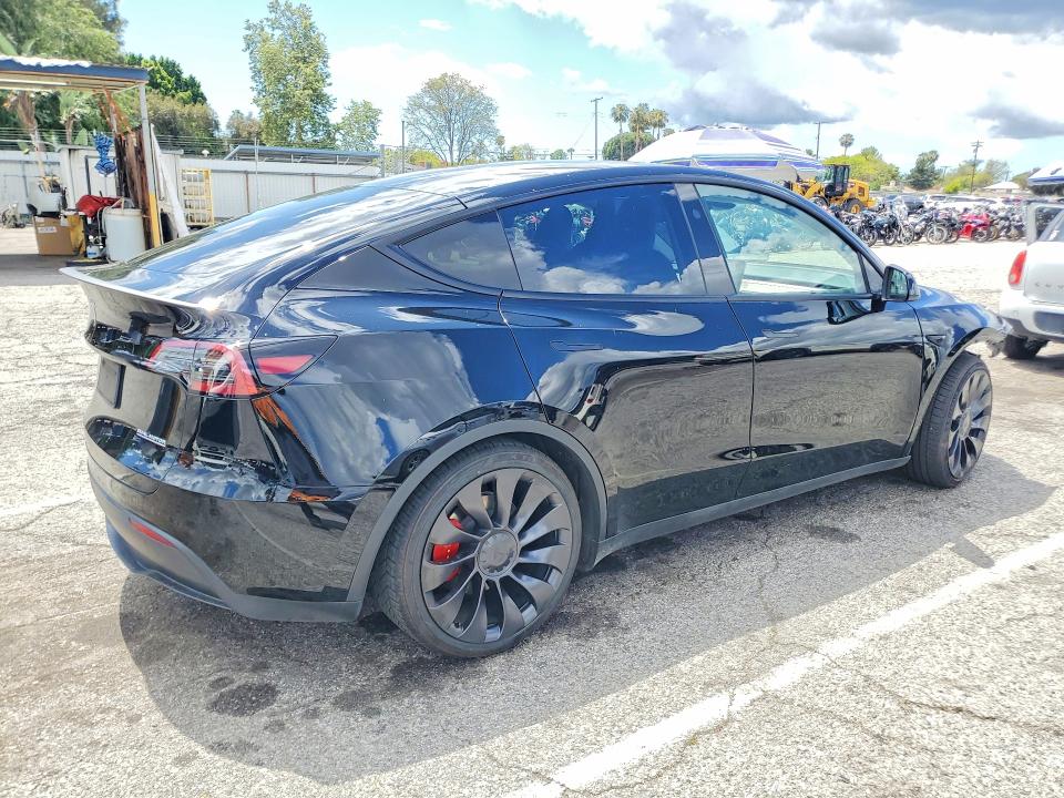 Продажа на аукционе авто 2023 Tesla Model Y, vin: 7SAYGDEF4PF925012, номер лота: 49724756