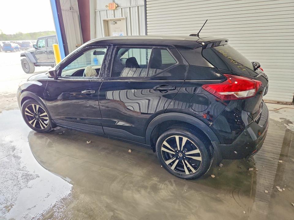 Продажа на аукционе авто 2018 Nissan Kicks, vin: 3N1CP5CU1JL523930, номер лота: 48185686