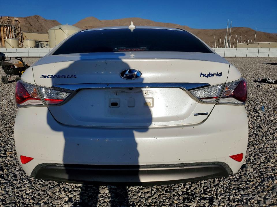 Auction sale of the 2013 Hyundai Sonata Hybrid, vin: KMHEC4A41DA100092, lot number: 48523596