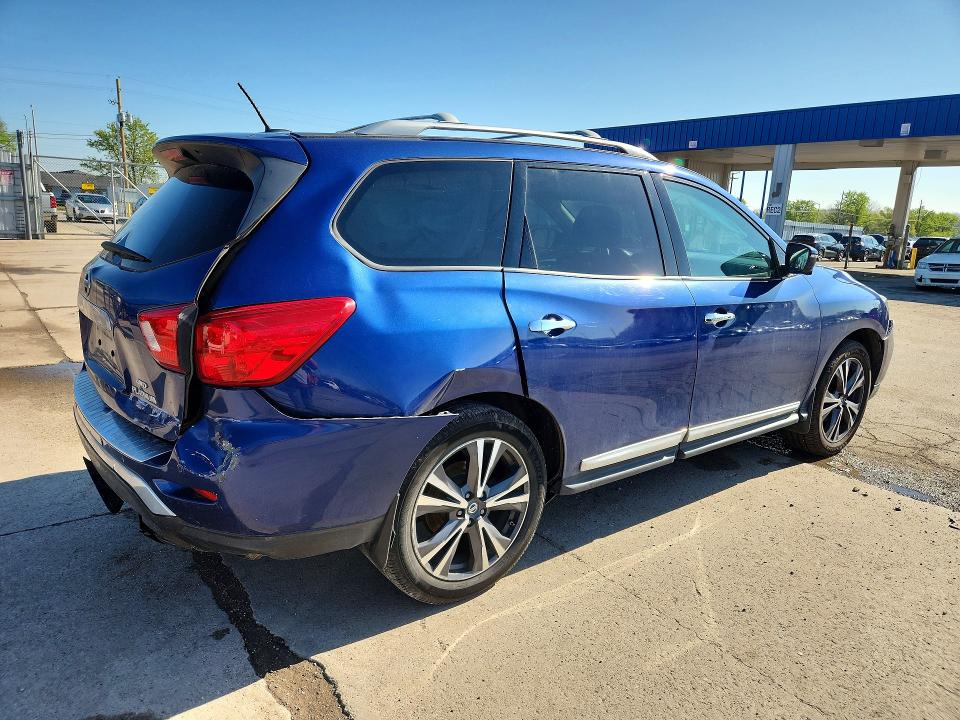Продаж на аукціоні авто 2017 Nissan Pathfinder, vin: 5N1DR2MM4HC620565, номер лоту: 50328596