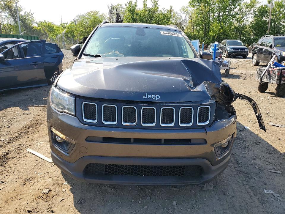 2017 Jeep Compass მანქანა იყიდება აუქციონზე, vin: 3C4NJDBB3HT639674, აუქციონის ნომერი: 50693686