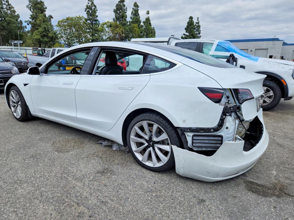 2018 Tesla Model 3 მანქანა იყიდება აუქციონზე, vin: 5YJ3E1EA7JF053741, აუქციონის ნომერი: 51141456