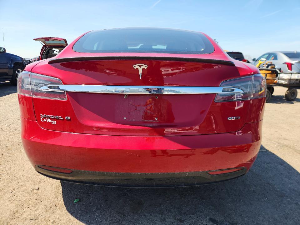 2017 Tesla Model S მანქანა იყიდება აუქციონზე, vin: 5YJSA1E2XHF198587, აუქციონის ნომერი: 49027306