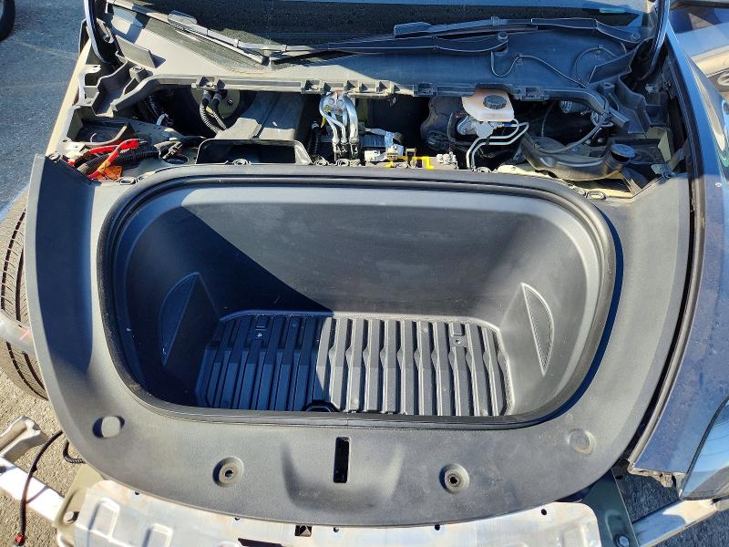 48188106 :رقم المزاد ، 7SAYGDEF7NF379772 vin ، 2022 Tesla Model Y مزاد بيع