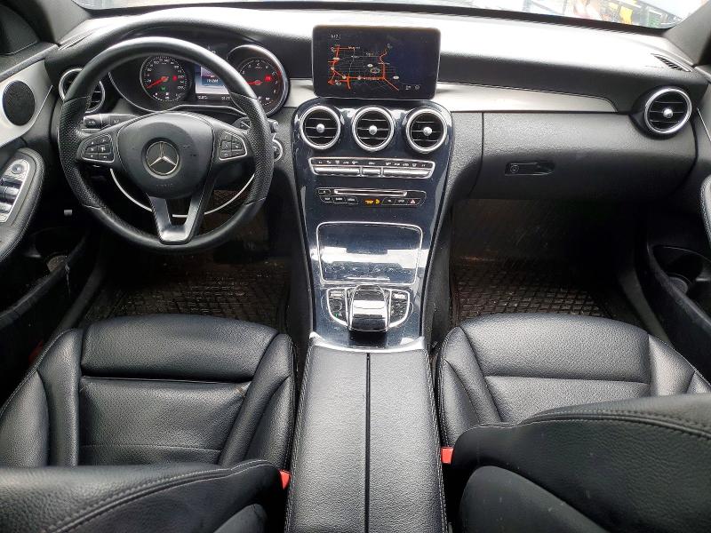 49609376 :رقم المزاد ، 55SWF4KB0HU188237 vin ، 2017 Mercedes-benz C مزاد بيع