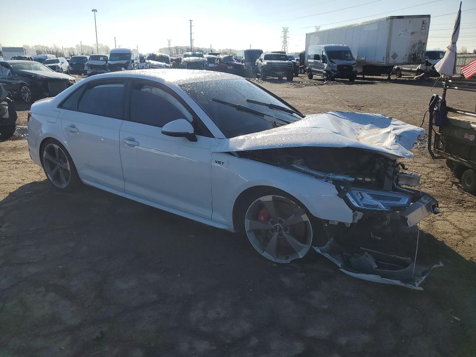 47605396 :رقم المزاد ، WAUC4AF4XJA132418 vin ، 2018 Audi S4 مزاد بيع