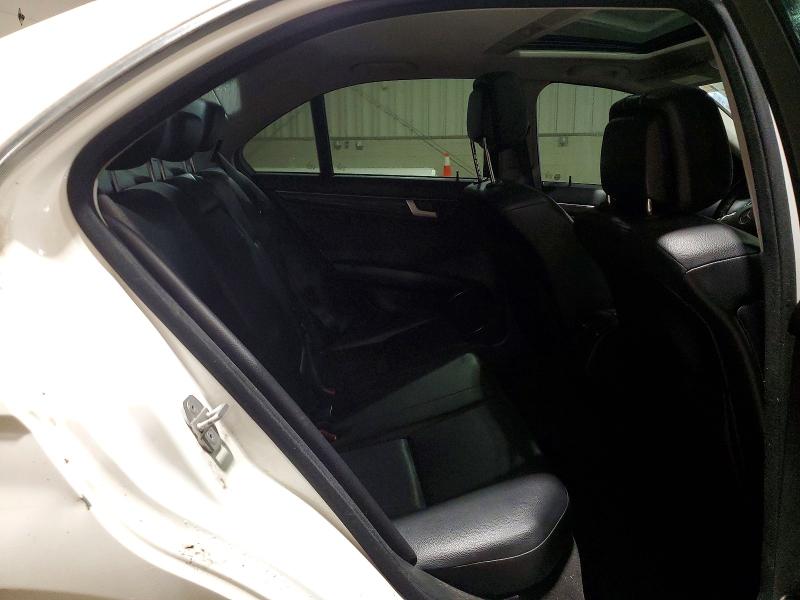 Продажа на аукционе авто 2013 Mercedes-benz C, vin: WDDGF8AB7DA829584, номер лота: 51682816