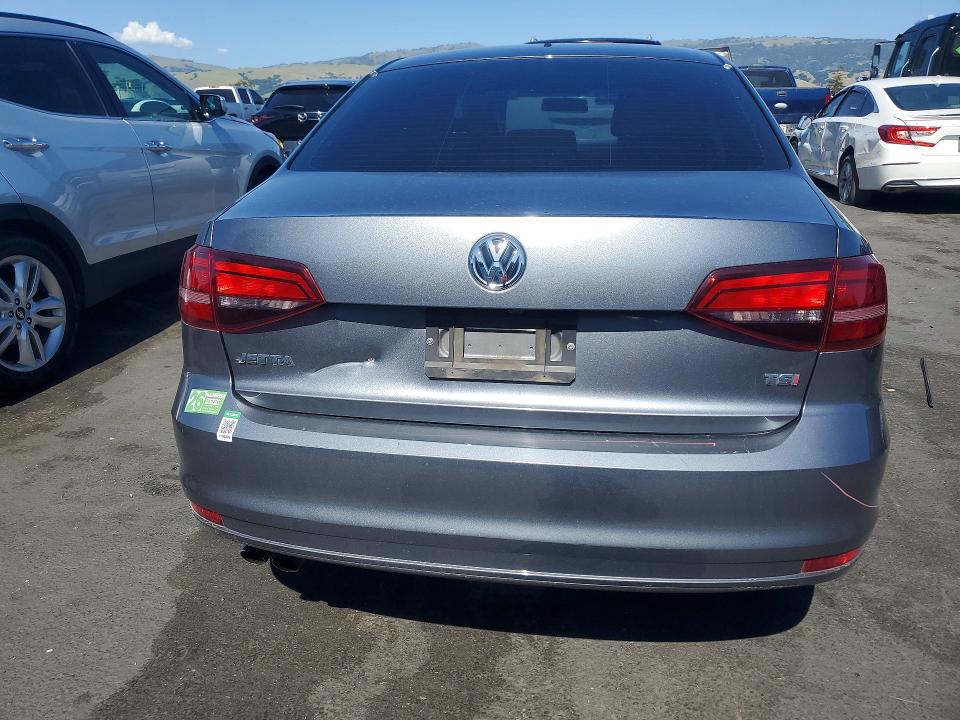 51804266 :رقم المزاد ، 3VW2B7AJ8HM360738 vin ، 2017 Volkswagen Jetta مزاد بيع