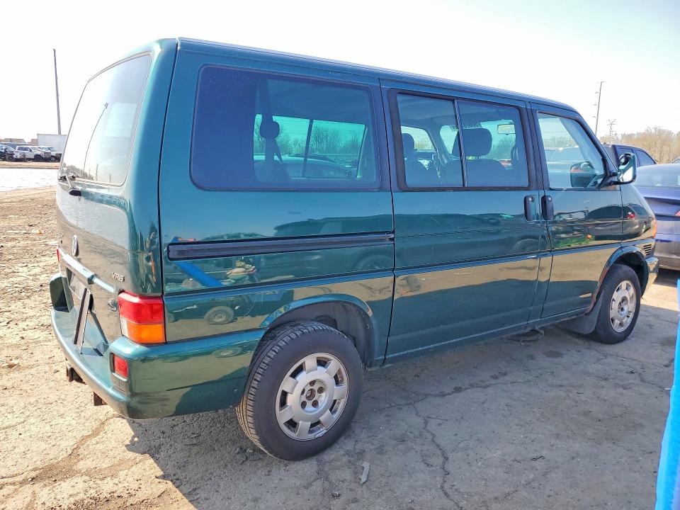 50678226 :رقم المزاد ، WV2MH4705YH095418 vin ، 2000 Volkswagen Eurovan مزاد بيع