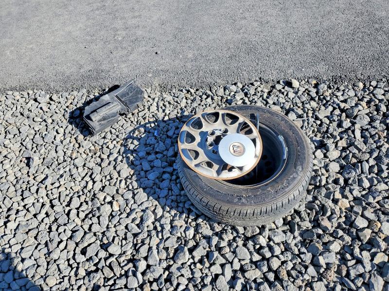 2002 Buick Century მანქანა იყიდება აუქციონზე, vin: 2G4WS52J721230340, აუქციონის ნომერი: 48921716